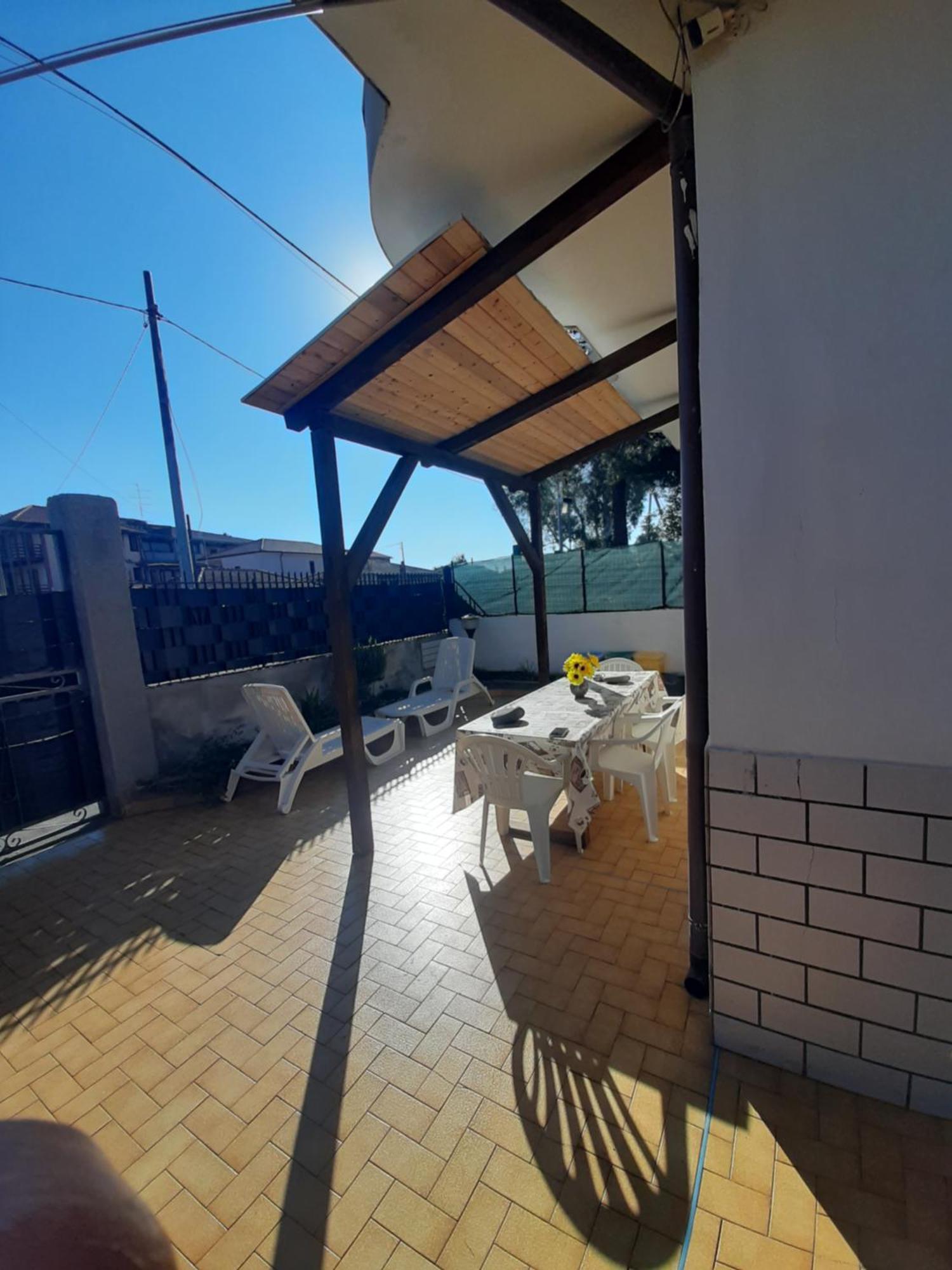 Casa Azzurra Apartman Catania-Fontanarossai nemzetközi repülőtér Kültér fotó