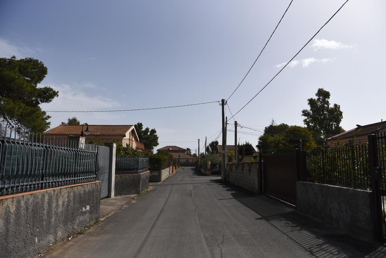 Casa Azzurra Apartman Catania-Fontanarossai nemzetközi repülőtér Kültér fotó